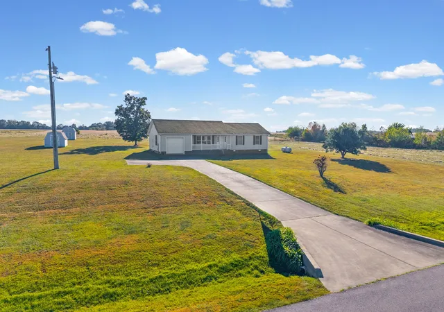Photo 2 of Single family home for sale at 871 Old Princeton Rd, Cerulean, KY 42215 | MLS# 3602516 | Listing updated on 2026-10-07