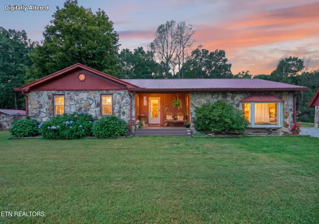 Photo 2 of Single family home for sale at 1093 Pomona Rd, Crossville, TN 38571 | MLS# 3602474 | Listing updated on 2026-09-29
