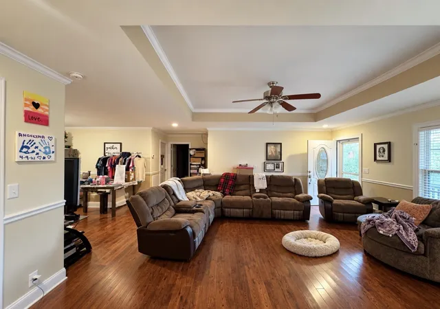 Photo 3 of Single family home for sale at 1660 Midway Rd, Smithville, TN 37166 | MLS# 3602604 | Listing updated on 2026-10-08