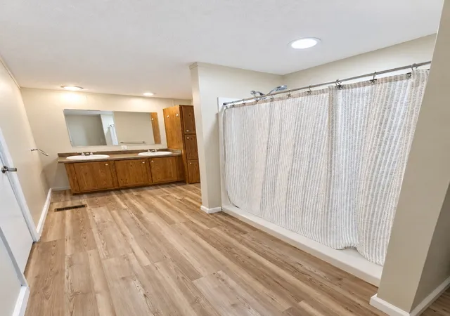 Photo 3 of Manufactured home for sale at 225 Pineview Rd, Linden, TN 37096 | MLS# 3602514 | Listing updated on 2026-09-29