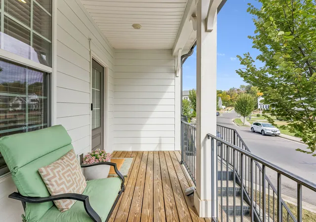 Photo 4 of Townhouse for sale at 424 Portsdale Dr, Brentwood, TN 37027 | MLS# 3611401 | Listing updated on 2026-10-06