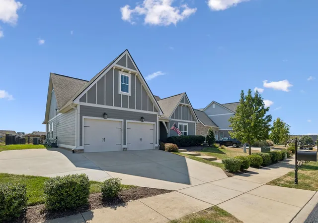 Photo 2 of Single family home for sale at 236 Croft Way, Mount Juliet, TN 37122 | MLS# 3609883 | Listing updated on 2026-10-01