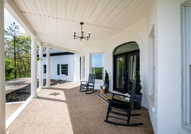 Photo 3 of Single family home for sale at 4321 Long Ln, Franklin, TN 37064 | MLS# 3620066 | Listing updated on 2026-10-18