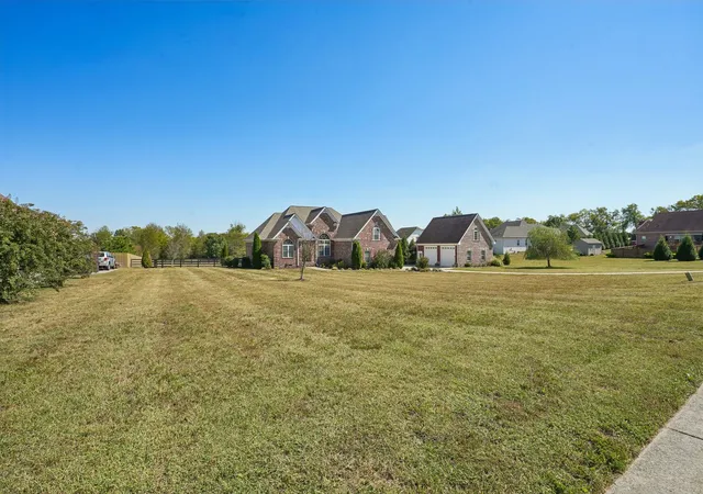 Photo 4 of Single family home for sale at 111 Spencer Spgs, Gallatin, TN 37066 | MLS# 3615368 | Listing updated on 2026-10-08
