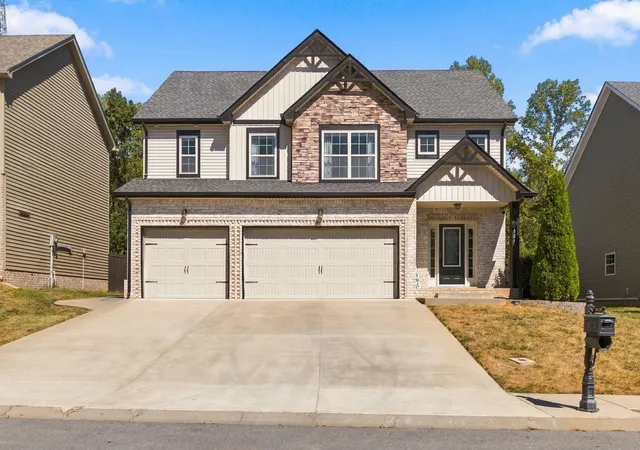 Photo 1 of Single family home for sale at 1591 Ellie Piper Cir, Clarksville, TN 37043 | MLS# 3603116 | Listing updated on 2026-10-03