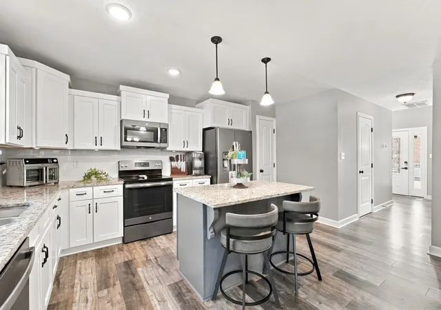 Photo 4 of Single family home for sale at 1591 Ellie Piper Cir, Clarksville, TN 37043 | MLS# 3603116 | Listing updated on 2026-10-03