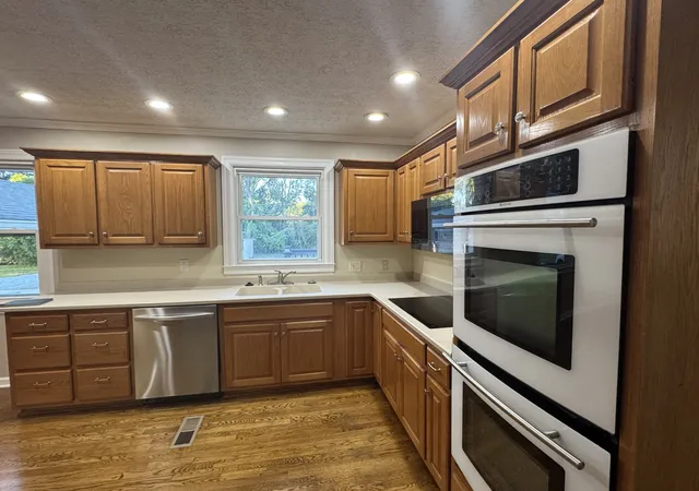 Photo 3 of Single family home for sale at 1629 Edgewood Dr, Lebanon, TN 37087 | MLS# 3602889 | Listing updated on 2026-10-03