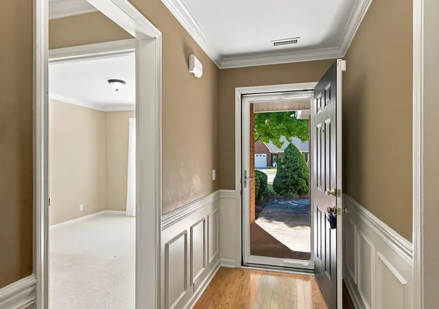 Photo 2 of Single family home for sale at 3332 Mershon Dr, Murfreesboro, TN 37128 | MLS# 3603371 | Listing updated on 2026-09-30