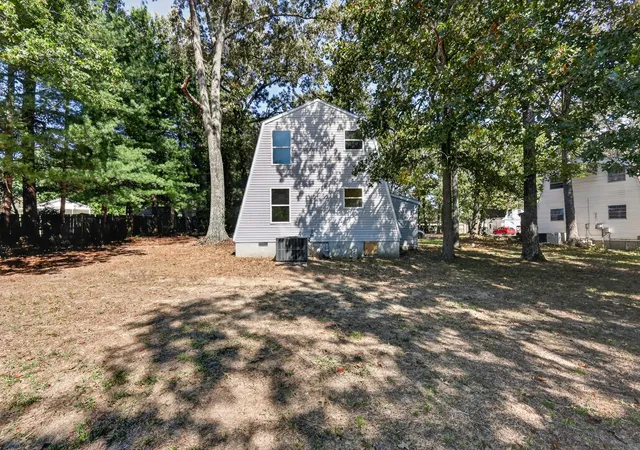 Photo 3 of Single family home for sale at 33 Chalet Dr, Manchester, TN 37355 | MLS# 3603400 | Listing updated on 2026-10-09