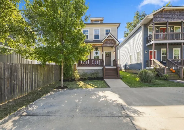 Photo 2 of Single family home for sale at 668b James Ave, Nashville, TN 37209 | MLS# 3603755 | Listing updated on 2026-10-04