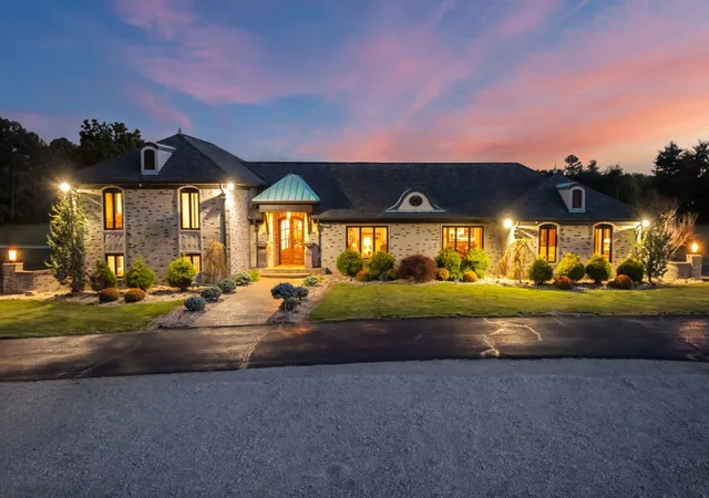 Photo 76 of Mansion for sale at 5016 Hillsboro Hwy, Hillsboro, TN 37342 | MLS# 3602611 | Listing updated on 2026-10-08