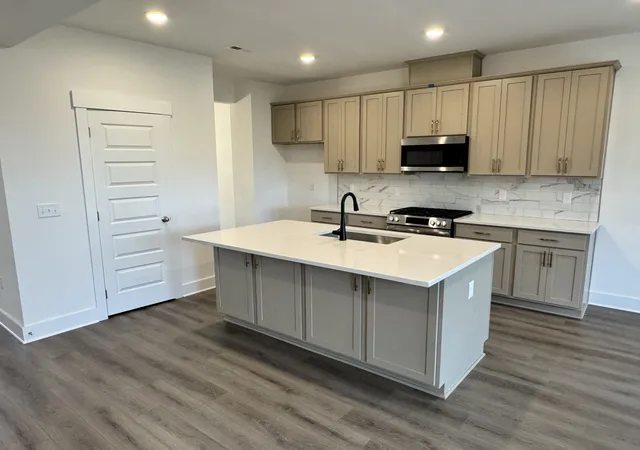 Photo 2 of Single family home for sale at 103 Barnwood Rd, Gallatin, TN 37066 | MLS# 3602640 | Listing updated on 2026-10-11