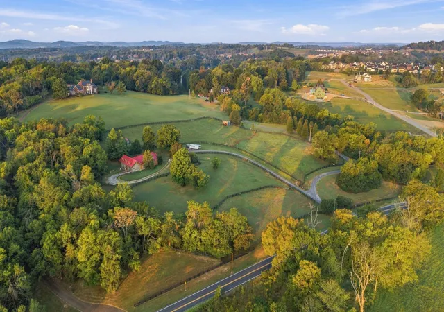 Photo 2 of Land for sale at 2031 Wilson Pike, Franklin, TN 37067 | MLS# 3603529 | Listing updated on 2026-10-05
