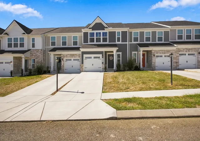 Photo 1 of Townhouse for sale at 1829 Goldsberry St, Columbia, TN 38401 | MLS# 3602743 | Listing updated on 2026-10-07