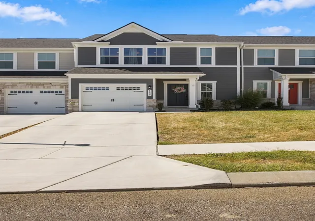 Photo 3 of Townhouse for sale at 1829 Goldsberry St, Columbia, TN 38401 | MLS# 3602743 | Listing updated on 2026-10-07