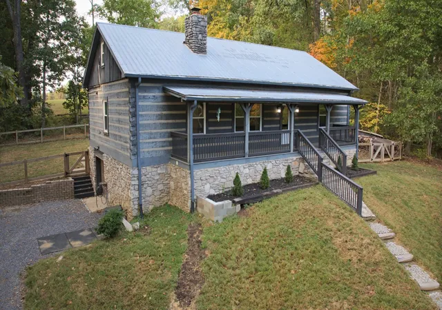 Photo 3 of Single family home for sale at 311 Carole Ln, Mount Juliet, TN 37122 | MLS# 3618845 | Listing updated on 2026-10-10