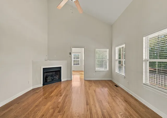Photo 3 of Single family home for sale at 203 Codie Dr, Dickson, TN 37055 | MLS# 3602831 | Listing updated on 2026-10-07