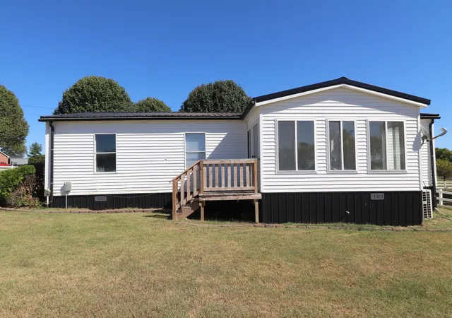 Photo 3 of Manufactured home for sale at 1285 Carey Rd, Hartsville, TN 37074 | MLS# 3610767 | Listing updated on 2026-10-07