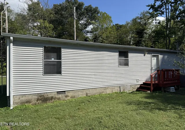 Photo 3 of Manufactured home for sale at 131 Bear Knob Ln, Crawford, TN 38554 | MLS# 3602715 | Listing updated on 2026-09-29