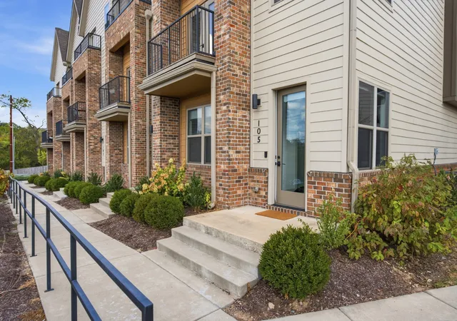 Townhouse for sale at 7341 Charlotte Pike #105, Nashville, TN 37209 | MLS# 3612794