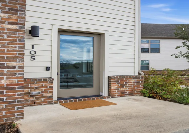 Photo 2 of Townhouse for sale at 7341 Charlotte Pike #105, Nashville, TN 37209 | MLS# 3612794 | Listing updated on 2026-10-08