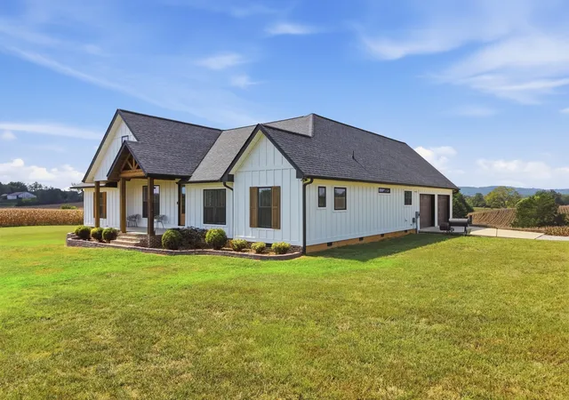 Photo 3 of Single family home for sale at 668 Jolley Rd, Doyle, TN 38559 | MLS# 3611567 | Listing updated on 2026-10-05