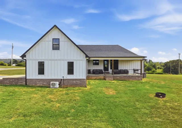 Photo 4 of Single family home for sale at 668 Jolley Rd, Doyle, TN 38559 | MLS# 3611567 | Listing updated on 2026-10-05
