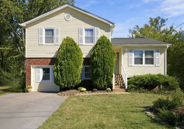 Single family home for sale at 131 Arsenal Dr, Franklin, TN 37064 | MLS# 3626313