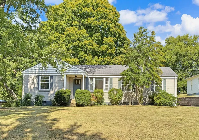 Photo 3 of Single family home for sale at 1662 Valley Rd, Clarksville, TN 37043 | MLS# 3603601 | Listing updated on 2026-10-06