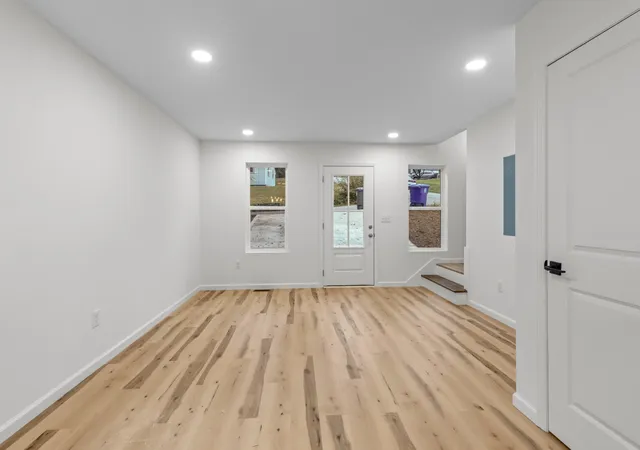 Photo 4 of Single family home for sale at 1116 Jarvis Ave, Chattanooga, TN 37411 | MLS# 3602751 | Listing updated on 2026-09-29
