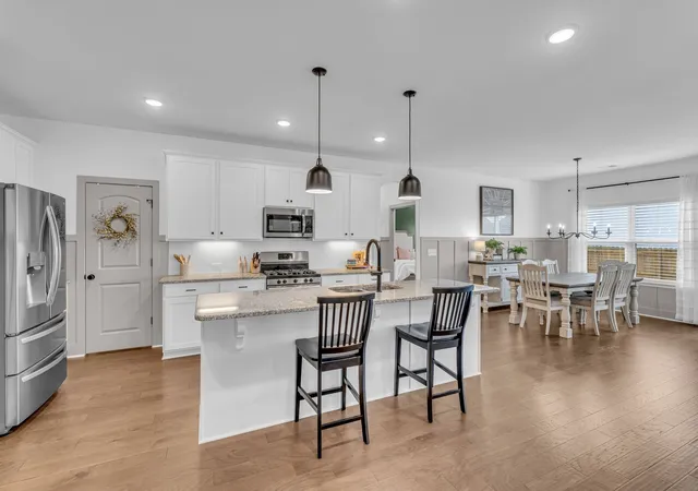 Photo 2 of Single family home for sale at 1393 Wentworth Dr, Gallatin, TN 37066 | MLS# 3603275 | Listing updated on 2026-10-05