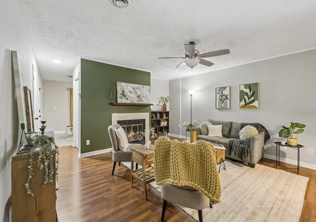 Photo 2 of Townhouse for sale at 309 Timberway Cir, Nashville, TN 37214 | MLS# 3611641 | Listing updated on 2026-10-08