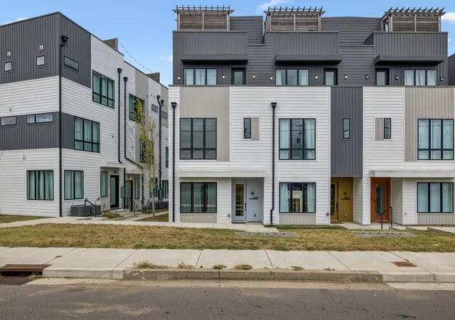 Photo 2 of Townhouse for sale at 1628 County Hospital Rd, Nashville, TN 37218 | MLS# 3603337 | Listing updated on 2026-10-01