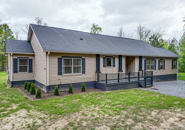 Photo 3 of House for sale at 920 Mason Bates Bnd Rd, Centerville, TN 37033 | MLS# 3602776 | Listing updated on 2026-09-29