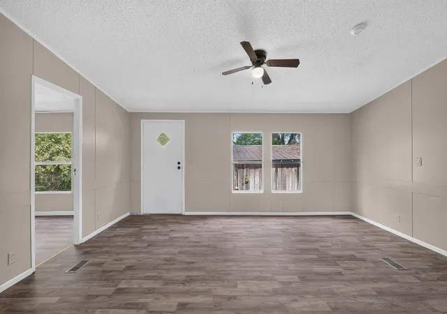 Photo 3 of Manufactured home for sale at 371 Old Mulberry Rd, Fayetteville, TN 37334 | MLS# 3610401 | Listing updated on 2026-10-05