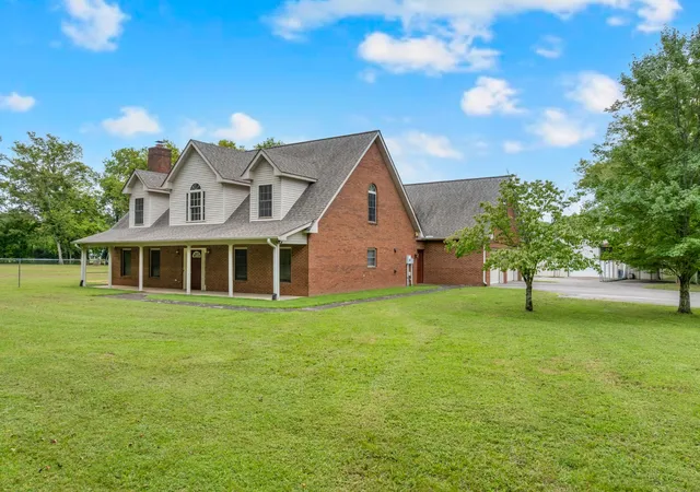 Photo 1 of Single family home for sale at 3822 Cherokee Trl, Lascassas, TN 37085 | MLS# 3611176 | Listing updated on 2026-10-07