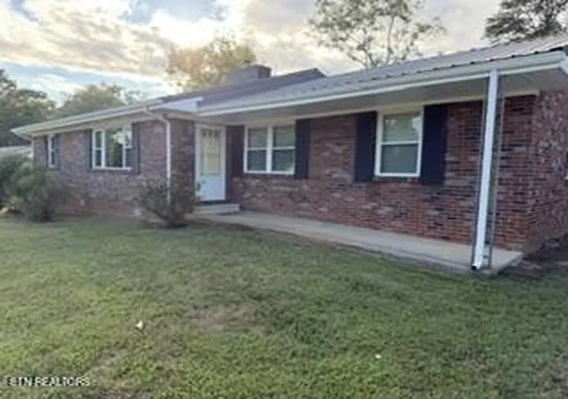 Photo 3 of Single family home for sale at 126 Tonawanda Tr, Madisonville, TN 37354 | MLS# 3602806 | Listing updated on 2026-10-01