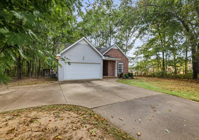 Photo 3 of Single family home for sale at 7511 Cox Pike, Fairview, TN 37062 | MLS# 3611642 | Listing updated on 2026-10-05