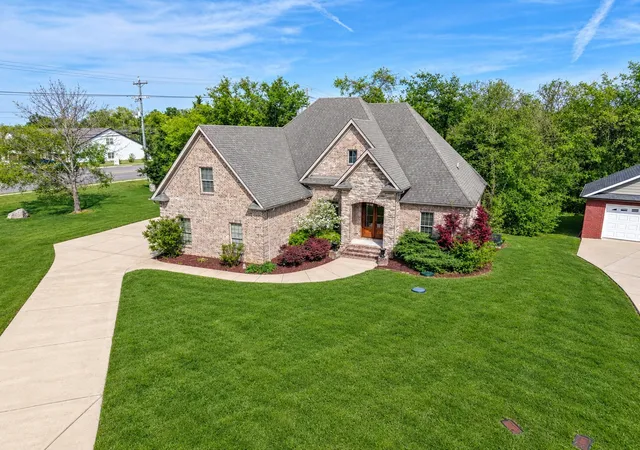 Photo 1 of Single family home for sale at 111 Peters Ct, Murfreesboro, TN 37128 | MLS# 3602828 | Listing updated on 2026-10-16