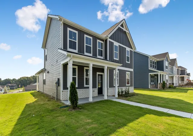 Photo 4 of Single family home for sale at 283 Harvest Point Blvd, Spring Hill, TN 37174 | MLS# 3602836 | Listing updated on 2026-09-29
