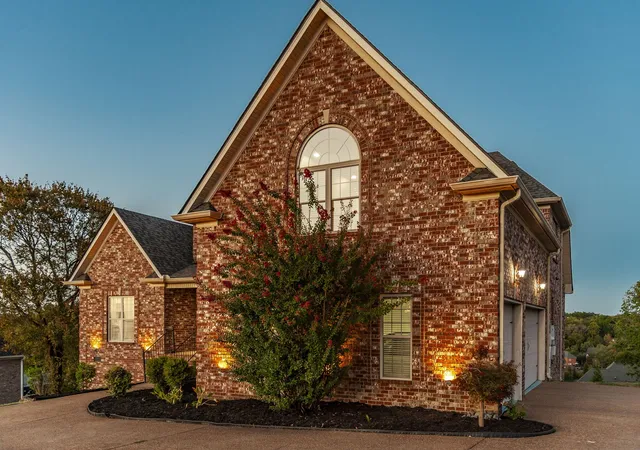 Photo 3 of Single family home for sale at 219 Hidden Harbour Dr, Mount Juliet, TN 37122 | MLS# 3610253 | Listing updated on 2026-10-04