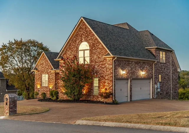 Photo 4 of Single family home for sale at 219 Hidden Harbour Dr, Mount Juliet, TN 37122 | MLS# 3610253 | Listing updated on 2026-10-04