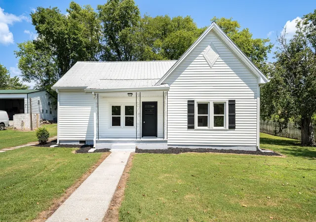 Photo 2 of Sale Pending at 112 Re Davenport Ave, Auburntown, TN 37016 | MLS# 3602858 | Listing updated on 2026-09-29