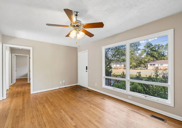 Photo 4 of Single family home for sale at 1814 Cypress Dr, Murfreesboro, TN 37130 | MLS# 3603770 | Listing updated on 2026-10-06