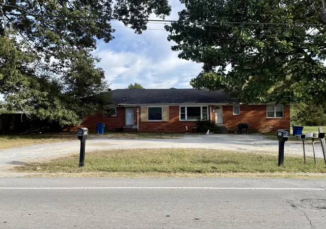 Photo 1 of Sale Pending at 907 Oak Dr, Manchester, TN 37355 | MLS# 3603436 | Listing updated on 2026-09-30