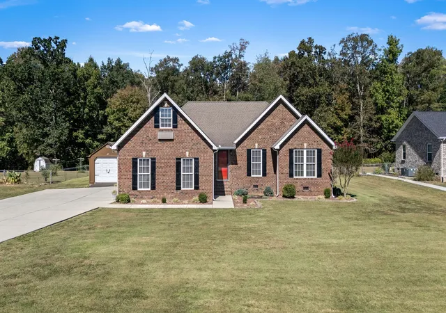 Single family home for sale at 503 Short Mountain Rd, Woodbury, TN 37190 | MLS# 3603611