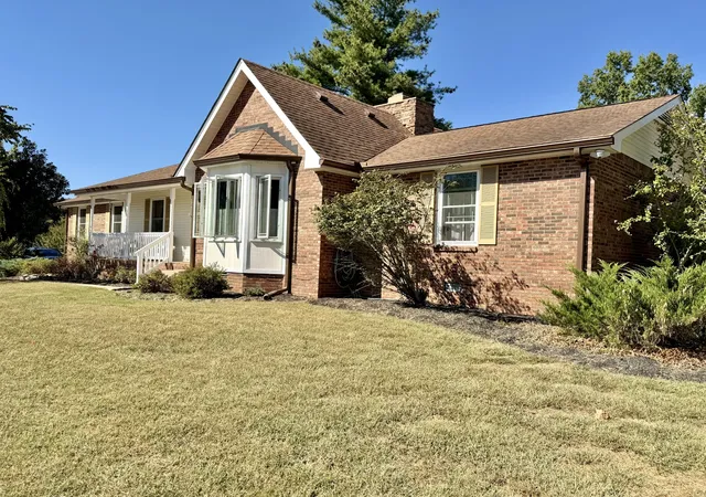 Photo 3 of Single family home for sale at 2015 Hunters Pl, Mount Juliet, TN 37122 | MLS# 3602931 | Listing updated on 2026-10-21