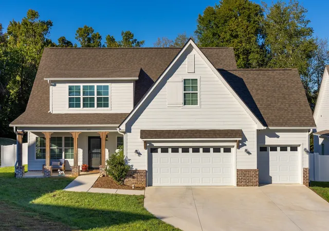 Photo 2 of Single family home for sale at 1087 Omaha Cir, Hixson, TN 37343 | MLS# 3602866 | Listing updated on 2026-10-06