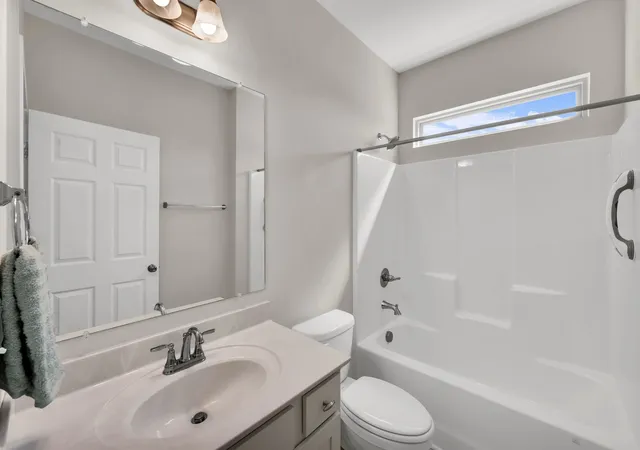 Photo 4 of Single family home for sale at 1801 Ravenwood Ct, Lebanon, TN 37090 | MLS# 3603698 | Listing updated on 2026-10-04