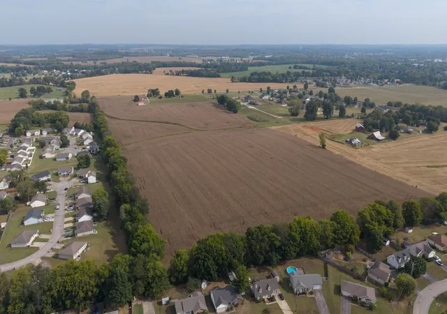 Photo 3 of House for sale at 4025 Canton Pike, Hopkinsville, KY 42240 | MLS# 3602906 | Listing updated on 2026-10-05